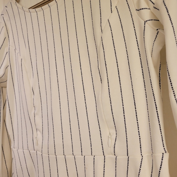 Ella Bella maternity nursing dress worn once. Discreet zippers as shown. Medium - Picture 2 of 4